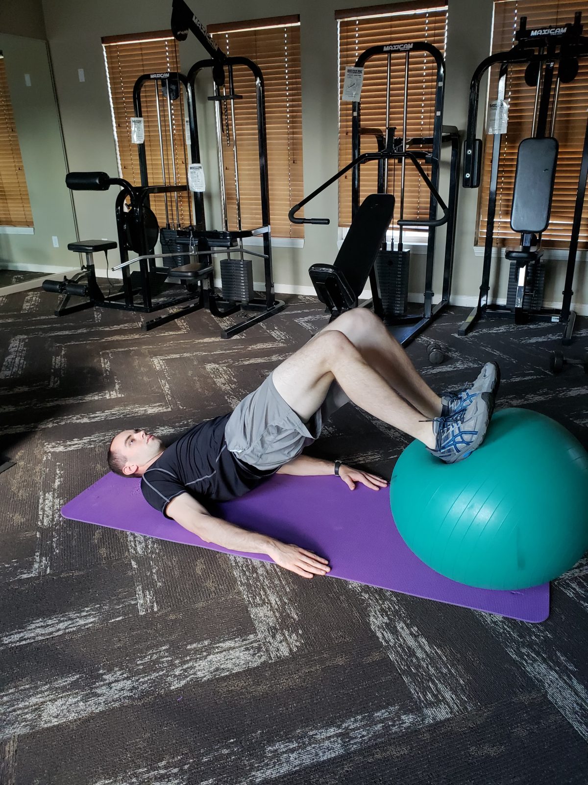 Leg Curl Alternative Workouts for Home and Gym